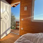 Jupis Chalet-City View Getaway