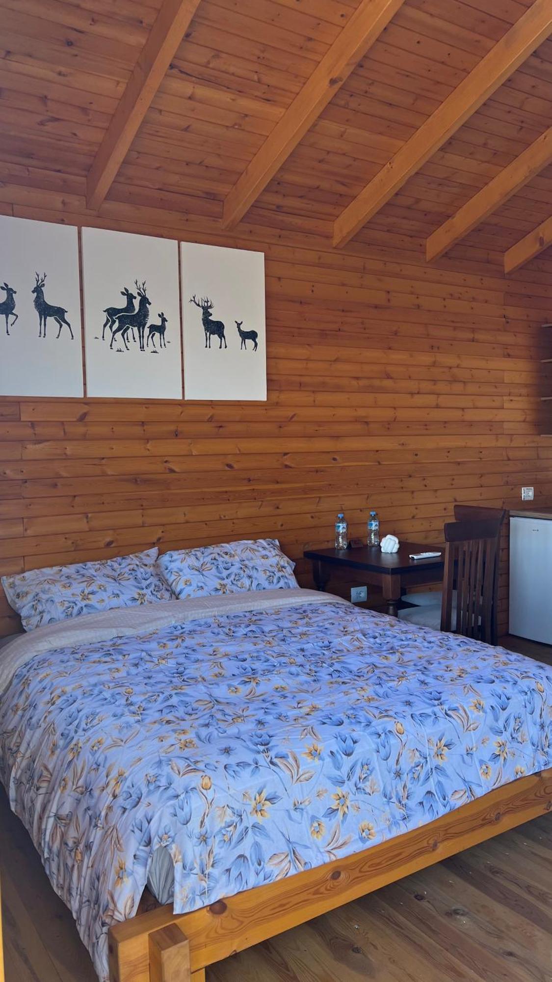 Jupis Chalet-city View Getaway