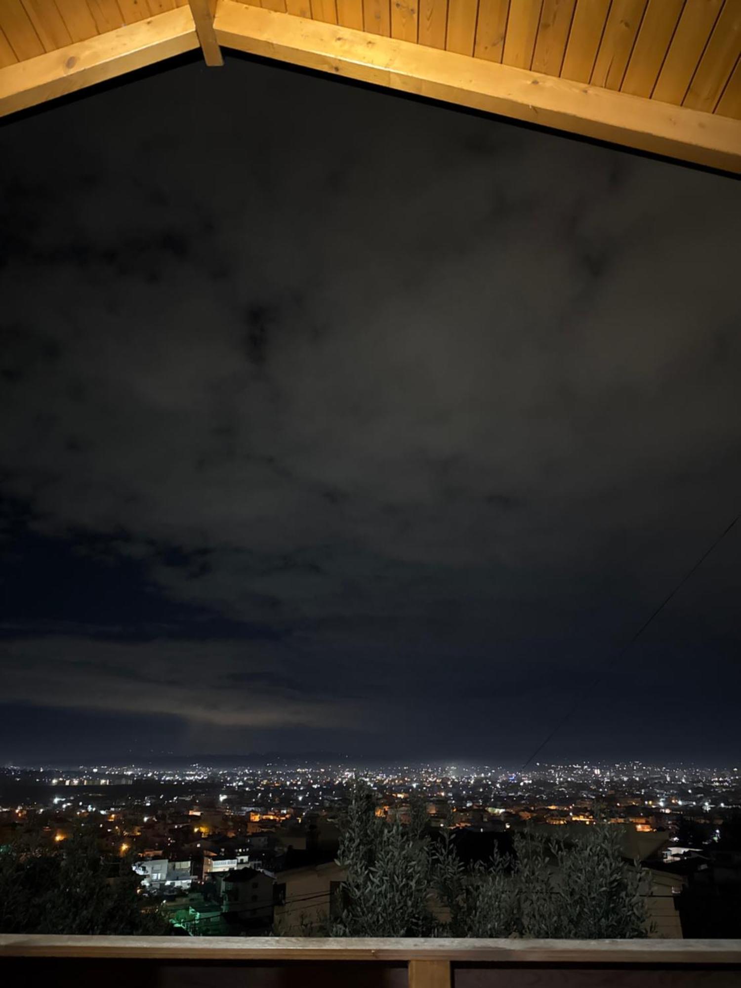 Jupis Chalet-city View Getaway